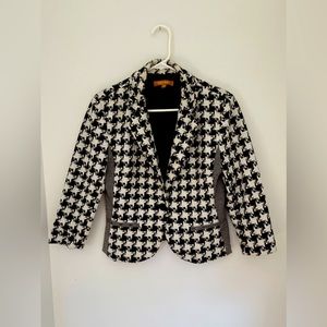 Ellen Tracy Blazer, Size Small.